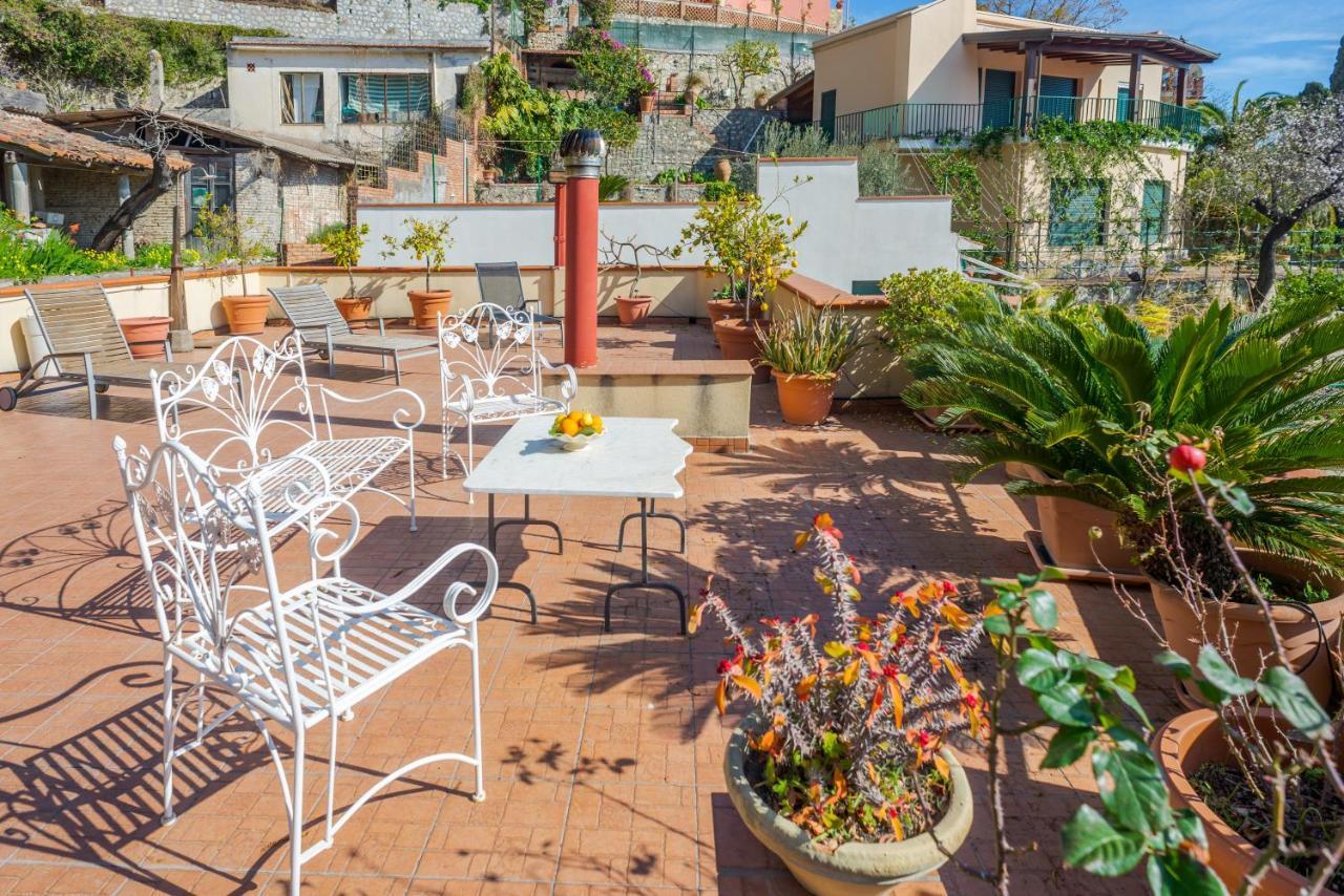 تاورمينا Villa Giannina B&B المظهر الخارجي الصورة
