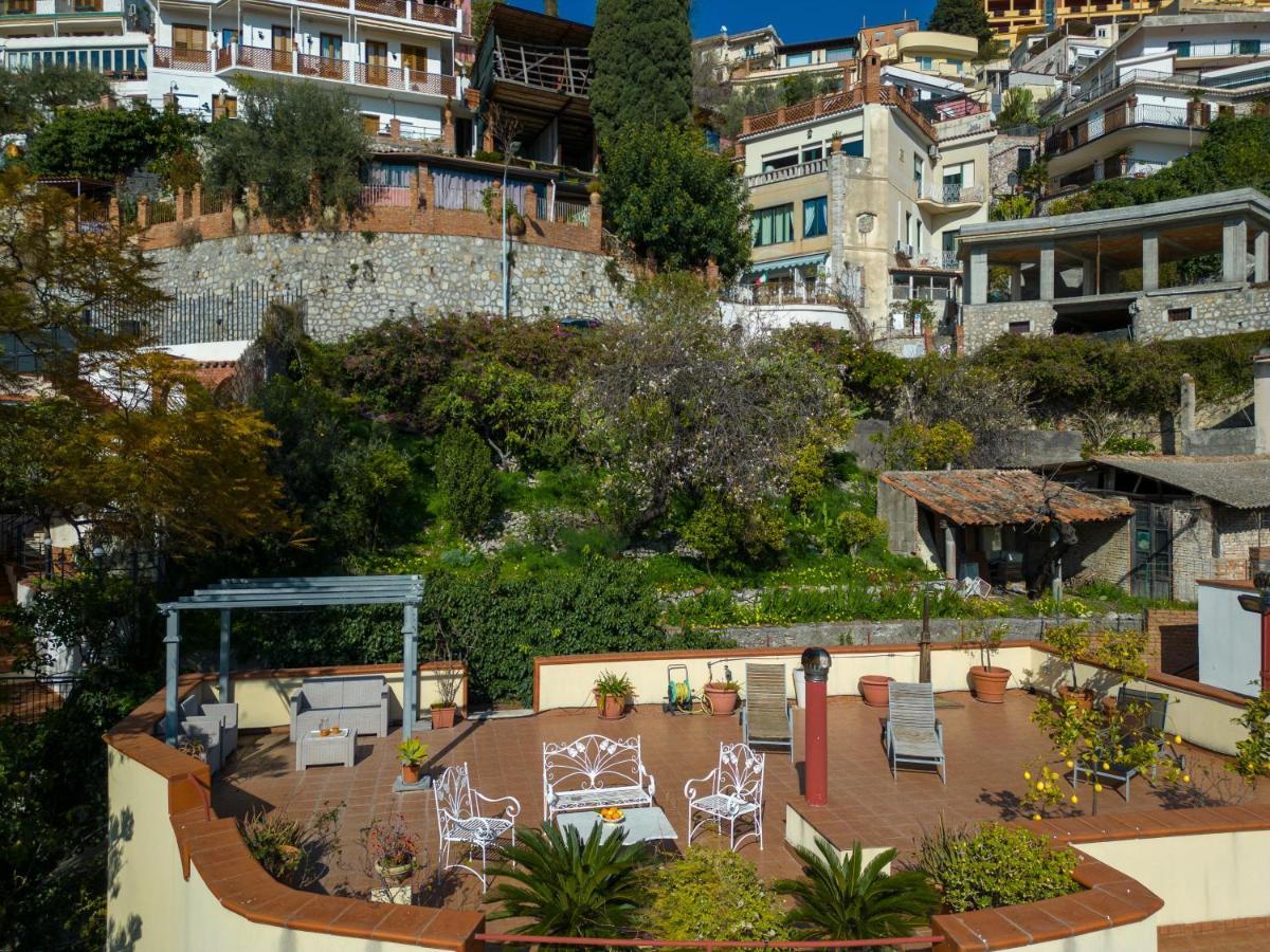 تاورمينا Villa Giannina B&B المظهر الخارجي الصورة